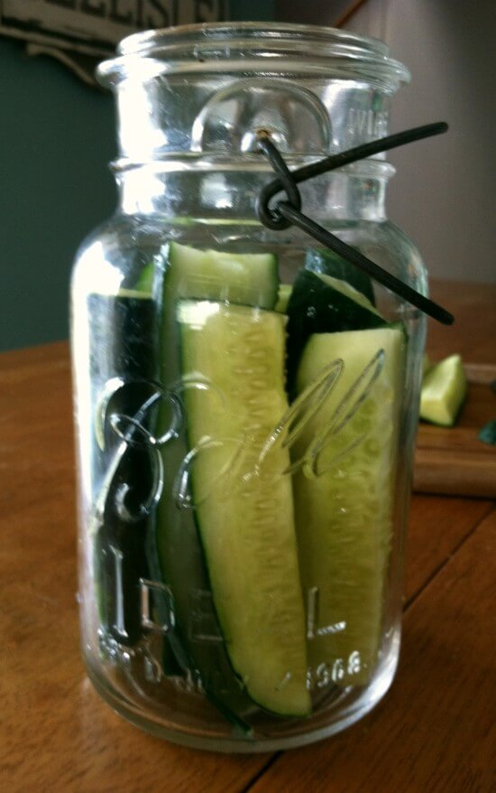 Easy Homemade Pickles 
