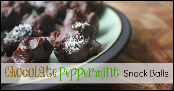 Chocolate Peppermint Snack Balls - www.PrimallyInspired.com