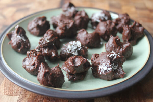 chocolate peppermint snack balls