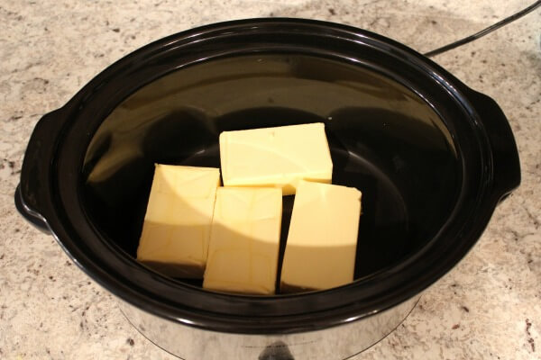 Slow Cooker Ghee Recipe (step-by-step tutorial) by Primally Inspired