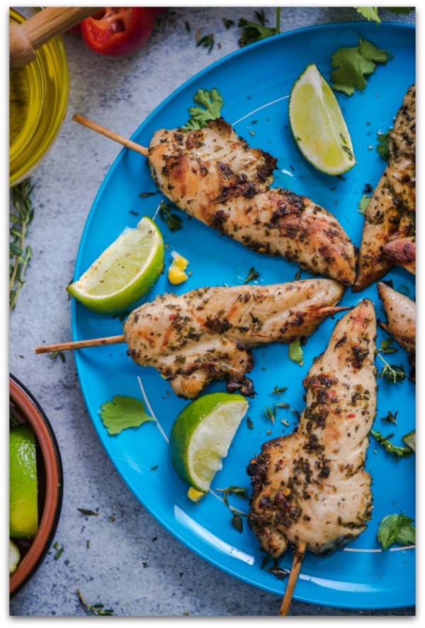 This garlic lime chicken recipe is SO good!!! A family favorite. I make it once a week! (Paleo, Whole30, Gluten Free) Also a really good freezer meal!