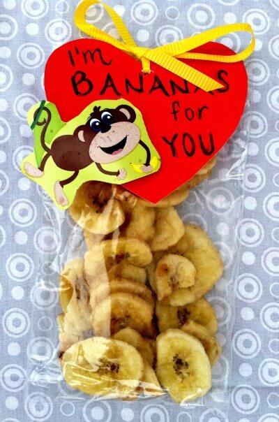 Banana Chips and a Healthy, Kid Approved Valentine's Day Snack and Craft